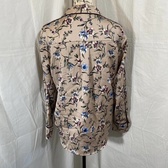 RO & DE Woman's Floral Pattern Button Down Long Sleeve Blouse Sz XS - Picture 3 of 8